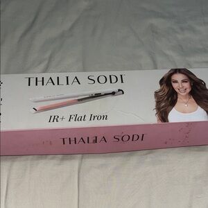 Thalia Sodi Pink and White Hair Straightener